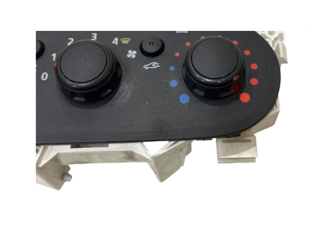 Блок управления климат-контролем 1093049C, 1402014   Renault Trafic III (X82)