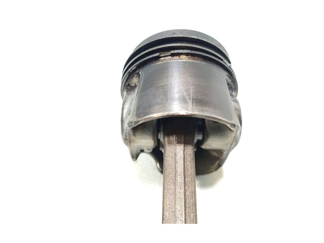 Поршень с шатуном DCXA 03LA Skoda Superb B8 (3V)