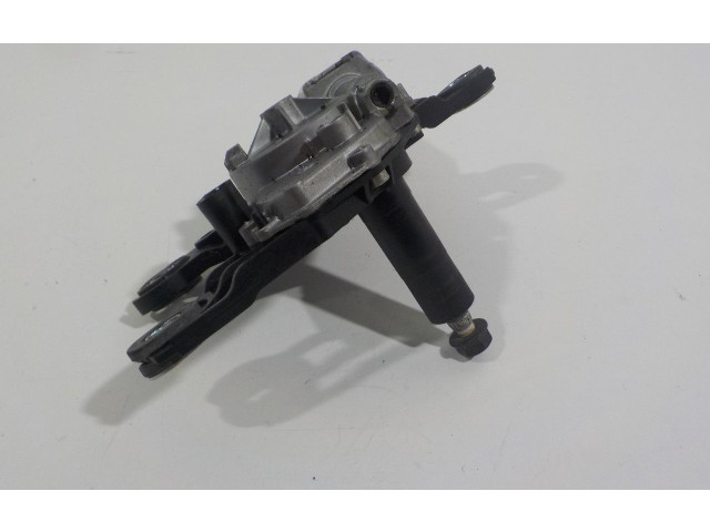 Моторчик заднего дворника     Volkswagen Golf VII