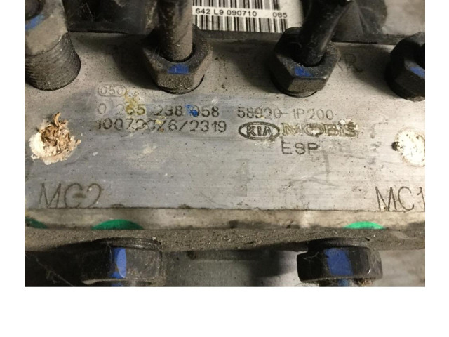 Jednotka ABS    KIA Venga 2010