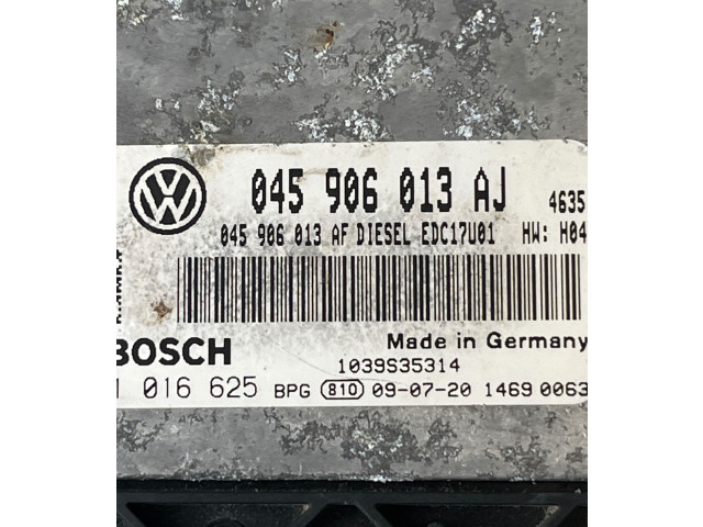 Блок управления двигателя 045906013AJ, 1039S35314 Skoda Fabia Mk2 (5J)