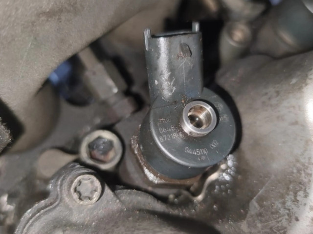 Форсунка 0445110002 Fiat Marea для дизельного двигателя 1.9