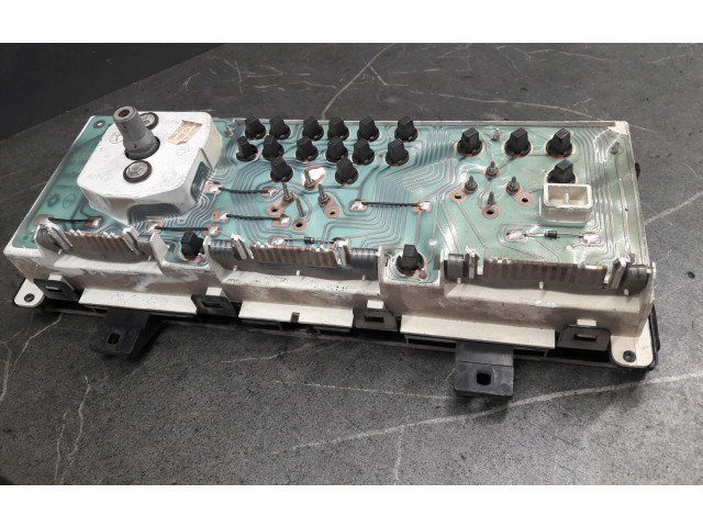 Экран/ дисплей / маленький экран 09041560010 Renault Clio I