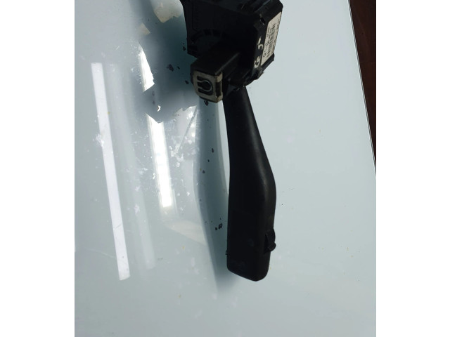 Ручка стеклоочистителей 1K0953519, 01203504   Volkswagen Caddy