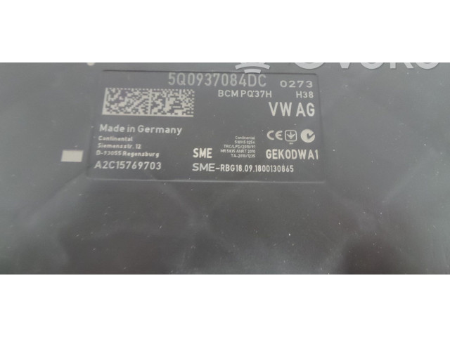 Pojistková skříňka Řídící jednotka BSM 5Q0937084DC Audi A3 S3 8V 2019