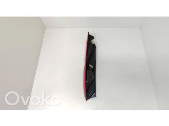 Задний фонарь правый сзади 10175    Ford Focus   2004-2010 года