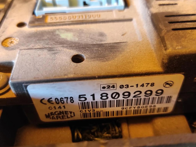 Pojistková skříňka 51809299 Lancia Delta III