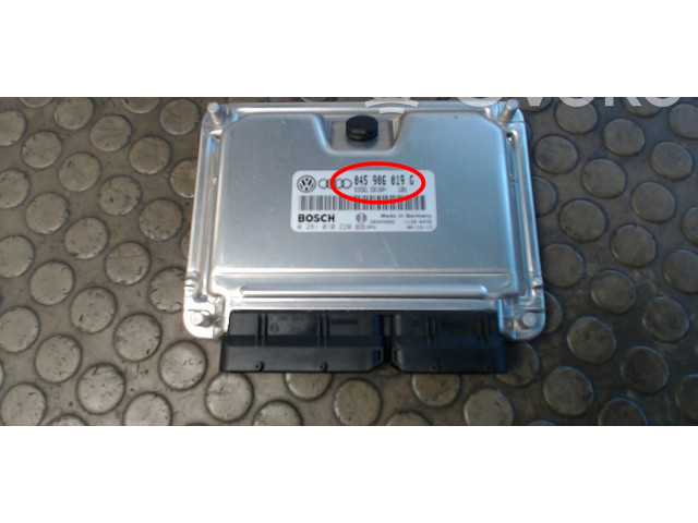 Блок управления двигателя 045906019G   Audi A2