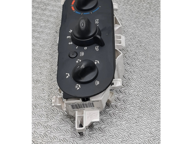 Блок управления климат-контролем 69837002, 0991282C Renault Twingo II