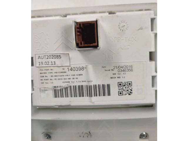 Панель приборов E137HWE4, 140398   Peugeot 2008 I       