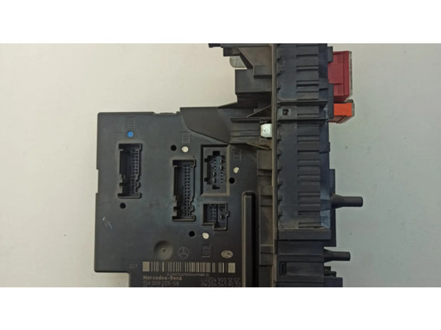 Pojistková skříňka 2049001202, 2045459032 Mercedes-Benz C W204 2009