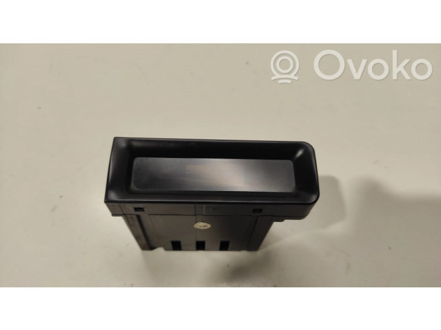 Дисплей    96188   Peugeot 406