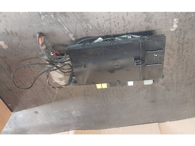 Pojistková skříňka 2095451601 Mercedes-Benz C W203 2006