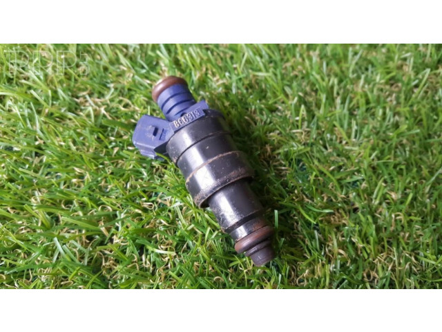 Vstřikovač 866313   Renault Megane I  pro benzínový motor 1.6  