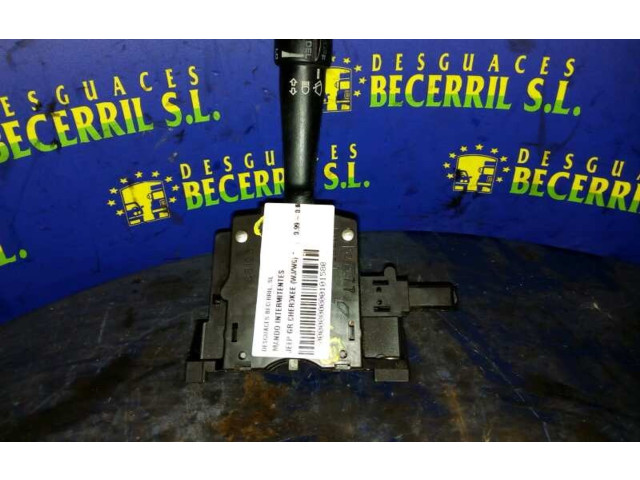 Ручка стеклоочистителей    Jeep Grand Cherokee (WJ)