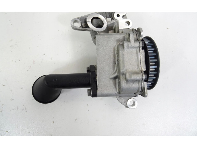 Масляный насос 05L115103F Audi Q3 F3