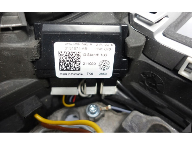 Руль Volkswagen Golf VIII 2019 - года 5H0419089ET