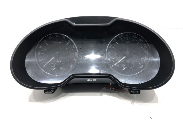 Панель приборов 5E0920781B Skoda Octavia Mk3 (5E)