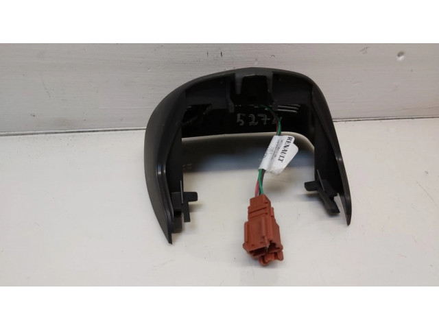 Другая деталь салона