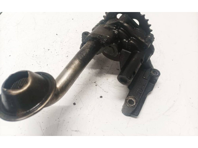 Масляный насос 06a115121 Skoda Fabia Mk1 (6Y)