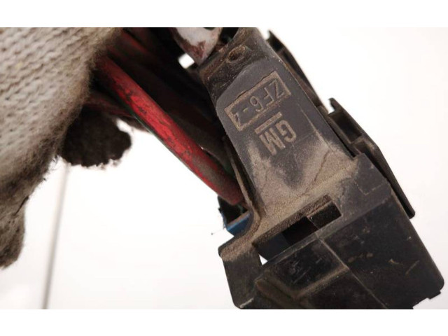 Блок предохранителей  zf64, zf6-4   Saab 9-5    