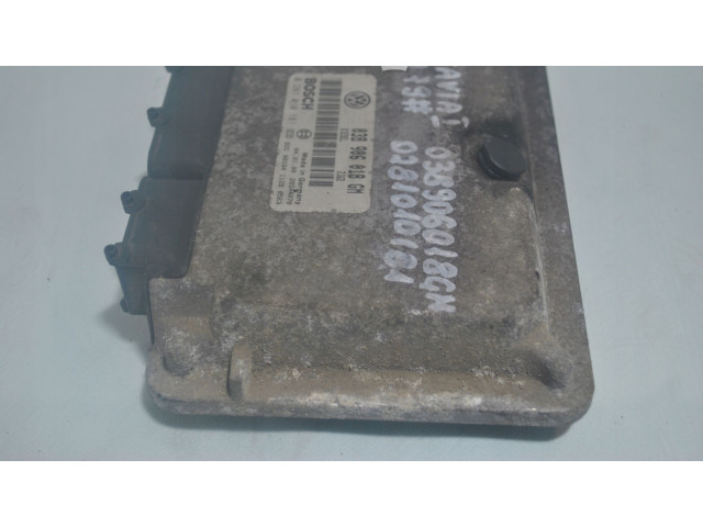 Блок управления двигателя 038906018GM, 0281010181   Skoda Octavia Mk1 (1U)