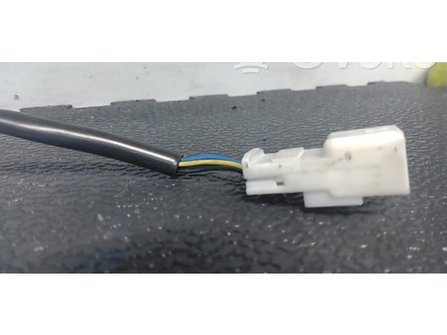 Зеркало электрическое Dacia Duster 2010 - 2017 года