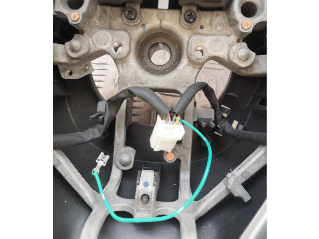 Руль Nissan X-Trail T32 2014-2021 года 920A