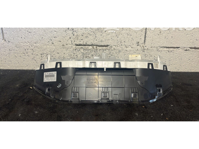 Панель приборов 9825986180   Peugeot 2008 I       