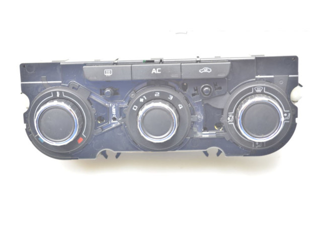 Модуль блока управления кондиционером 3T0820047AB Skoda Yeti (5L)