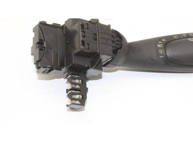 Ручка стеклоочистителей 31481373   Volvo XC40