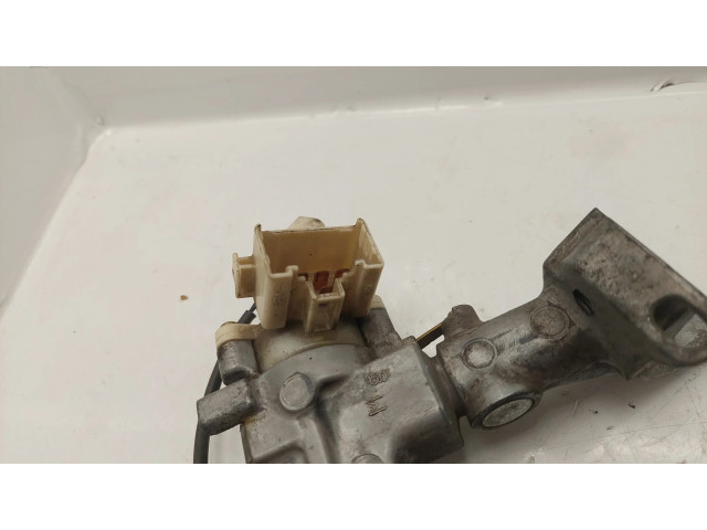 Комплект блоков управления 8966153030, 1753002541   Lexus IS 200-300