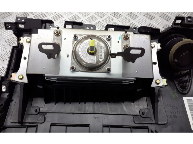 Подушка безопасности пассажира Mazda 3 I