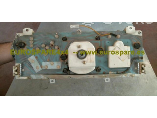 Přístrojová deska Nissan Patrol 260 1989 211103-01, 24810-G9906