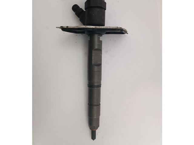 Vstřikovač 0445110158, 057130277M Audi A8 S8 D3 4E ASE
