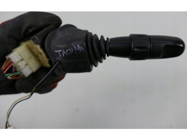 Ручка стеклоочистителей 96279224 Chevrolet Tacuma