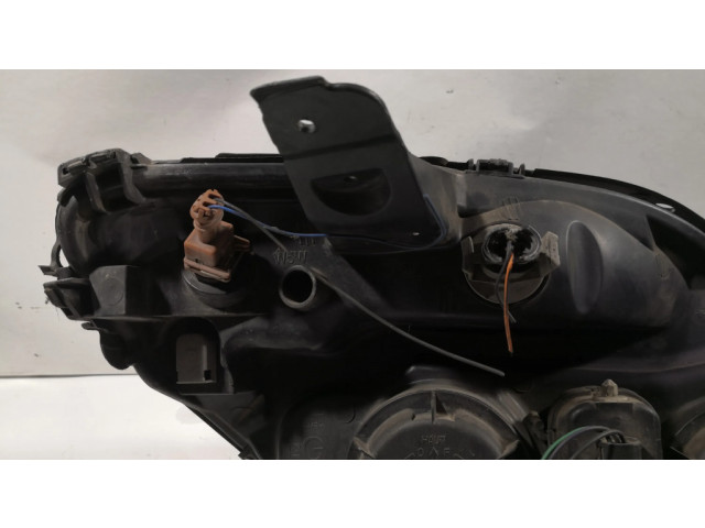 Передняя фара