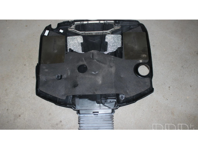 Крышка двигателя (отделка)