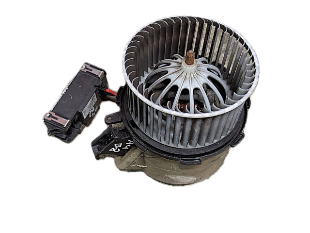 Вентилятор печки    8K0820521B, 8K0820521   Audi A5 8T 8F
