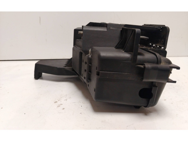 Дисплей    30797010   Volvo V70