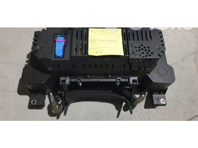 Панель приборов 4E0920950H Audi A8 S8 D3 4E