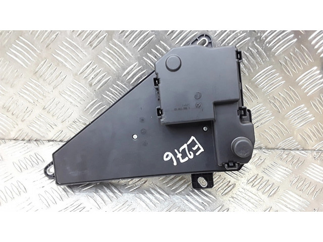   Pojistková skříňka 690661805   BMW M5 2006