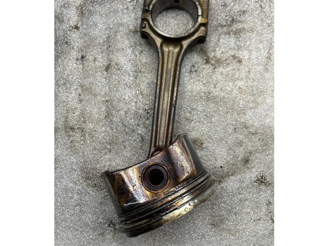 Поршень 050D Volkswagen Golf IV