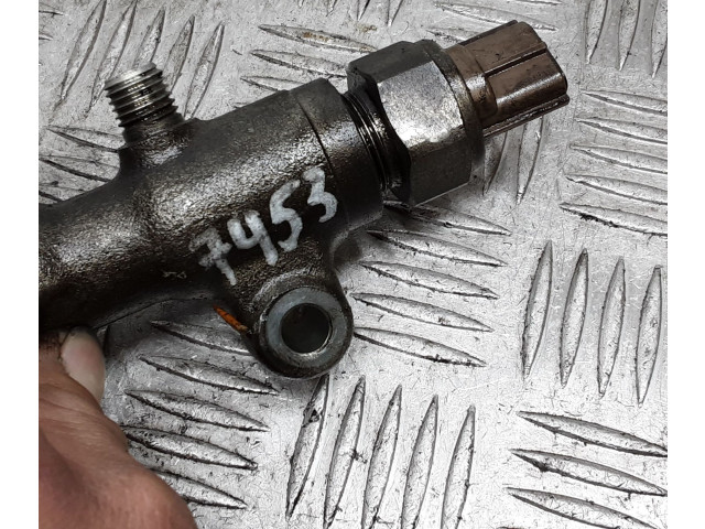 Vstřikovací lišta Subaru Legacy EE20Z