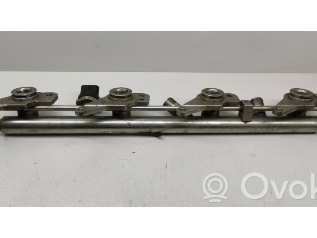 Vstřikovací lišta A2780703495, A2780780645 Mercedes-Benz GLE AMG (W166 - C292) pro benzínový motor 5.5