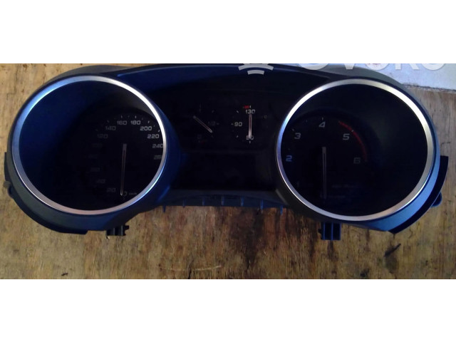 Панель приборов 52097902 Alfa Romeo Giulietta