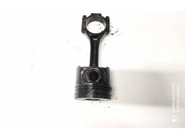 Поршень с шатуном Volkswagen PASSAT B6