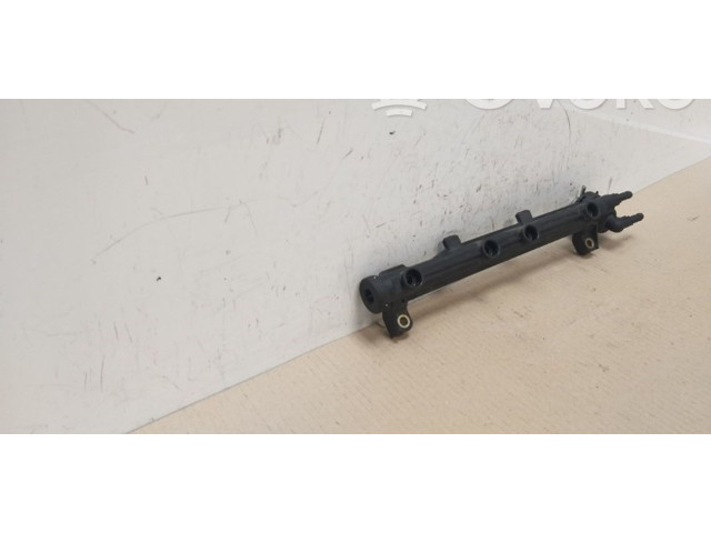 Топливная рампа 06A133317R, 037133317AK Skoda Fabia Mk1 (6Y) для двигателя AZL