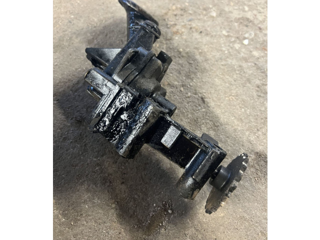 Масляный насос 7700100894, 7700600251 Renault Scenic II - Grand scenic II