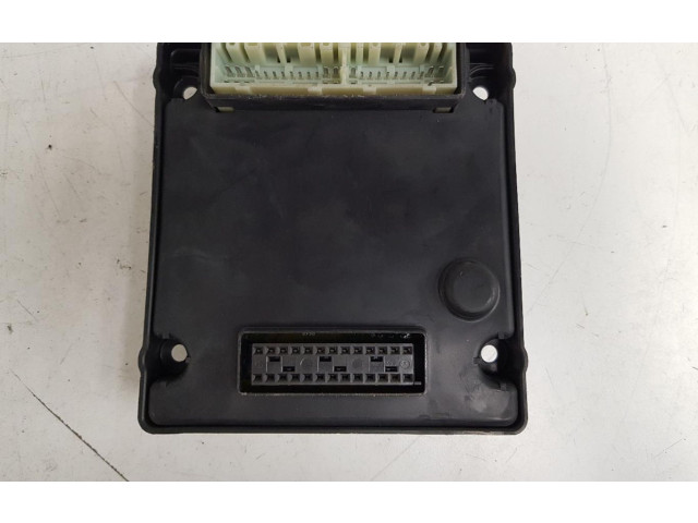 Блок управления двигателя P56010420AH Jeep Cherokee III KJ